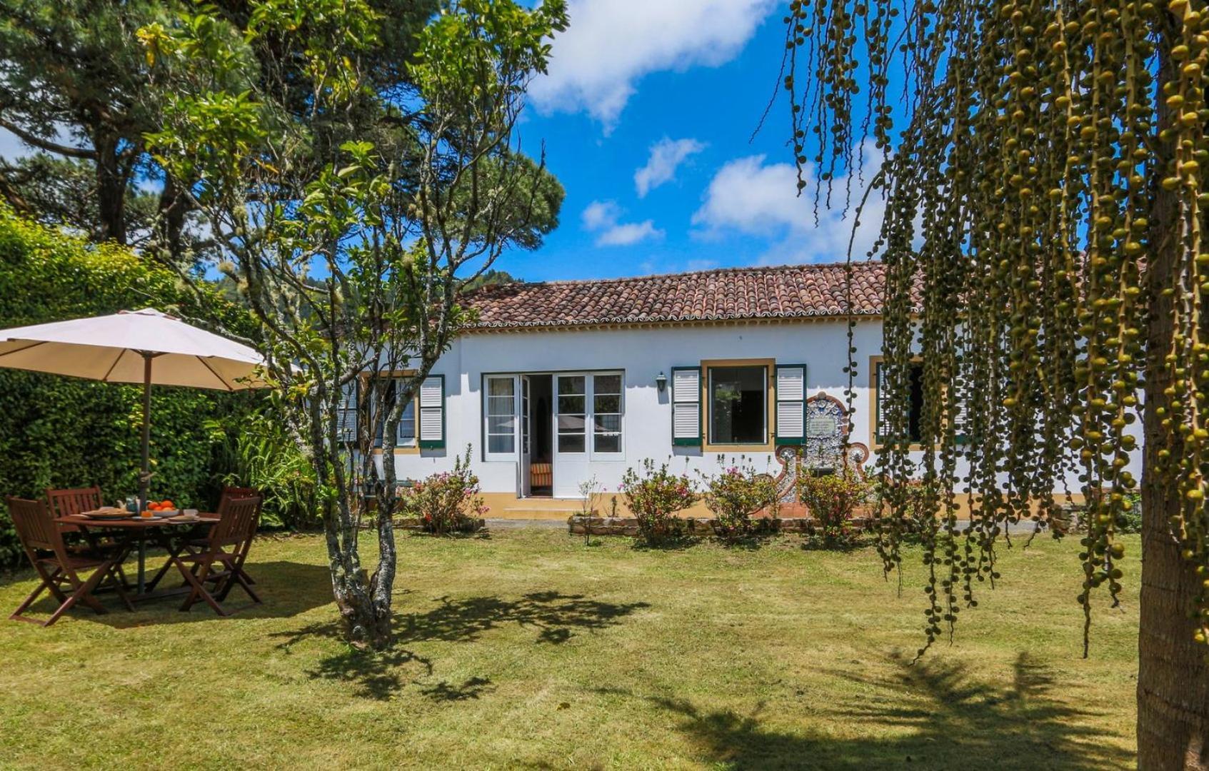 Guestready - Domus Adepta Charming W/ Garden Furnas (Azores) Bagian luar foto